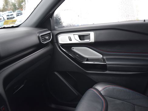 Used 2023 Ford Explorer ST w/ Equipment Group 401A image 17