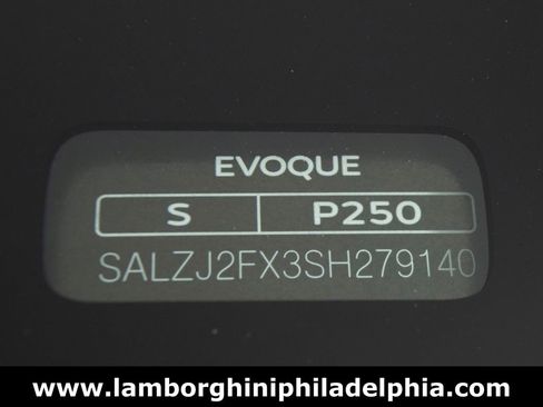 Used 2025 Land Rover Range Rover Evoque S AWD/4WD image 46