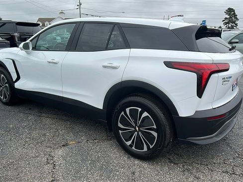 New 2026 Chevrolet Blazer EV LT image 7