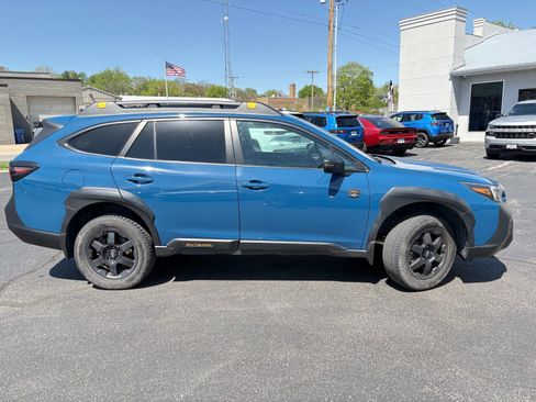 Used 2023 Subaru Outback Wilderness AWD/4WD image 4