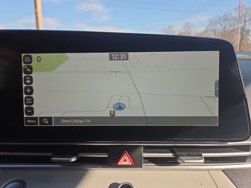 Certified 2023 Hyundai Elantra Limited image 27