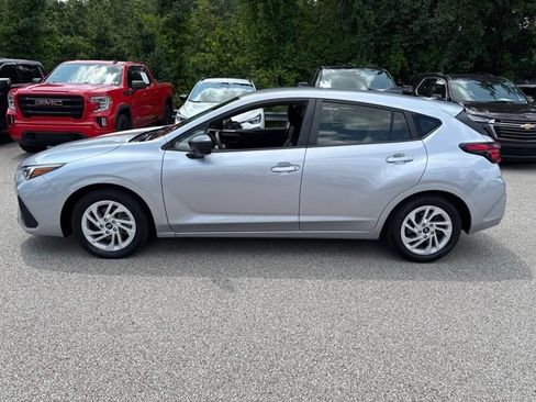 Used 2024 Subaru Impreza 2.0i w/ Popular Package #1A AWD/4WD image 2