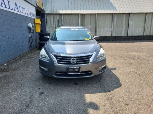 Used 2015 Nissan Altima 2.5 S image 4