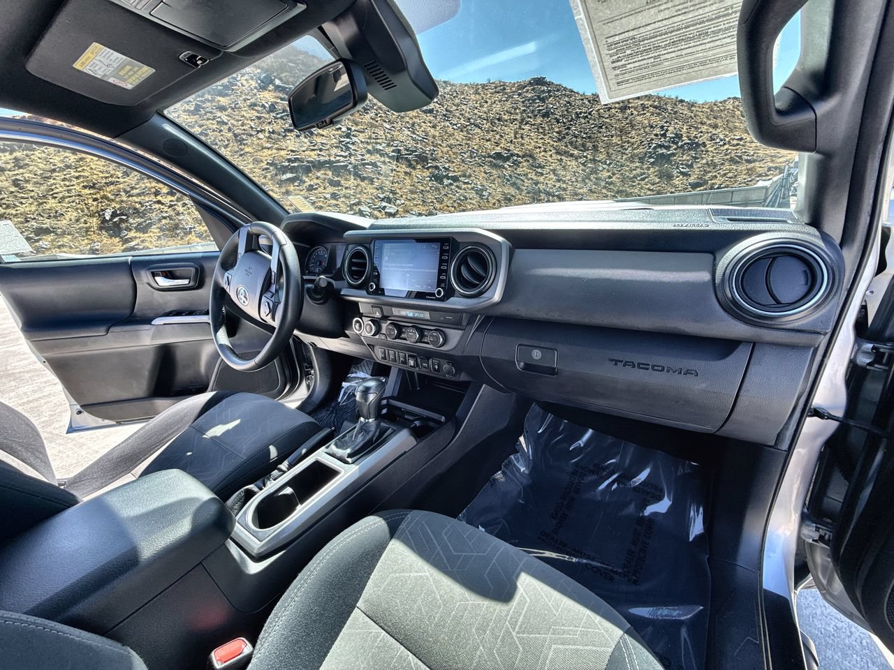 Used 2021 Toyota Tacoma TRD Sport w/ Technology Package AWD/4WD image 27