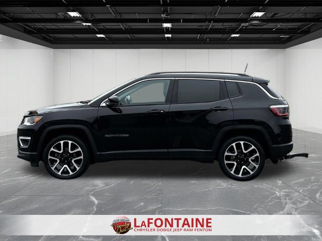 Used 2020 Jeep Compass Limited w/ Premium Lighting Group AWD/4WD image 2