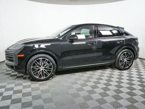 New 2026 Porsche Cayenne Coupe AWD/4WD image 2