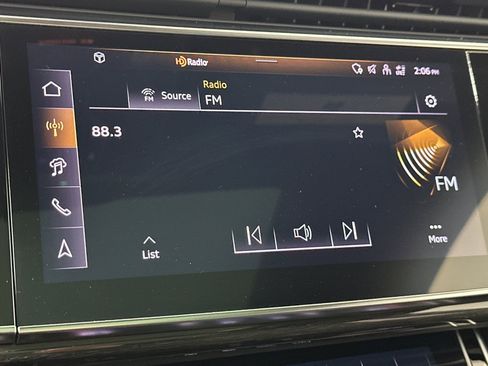 Used 2025 Audi Q8 Premium Plus image 17