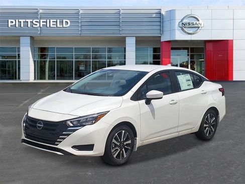 New 2025 Nissan Versa SV w/ Trunk Package image 7