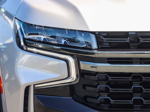 Used 2021 Chevrolet Tahoe Z71 AWD/4WD image 4