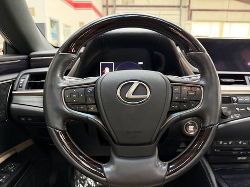 Used 2019 Lexus ES 350 w/ Accessory Package 2 FWD image 22