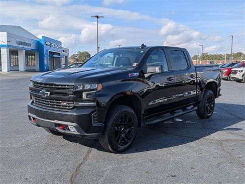Used 2021 Chevrolet Silverado 1500 LT Trail Boss w/ Convenience Package II image 7