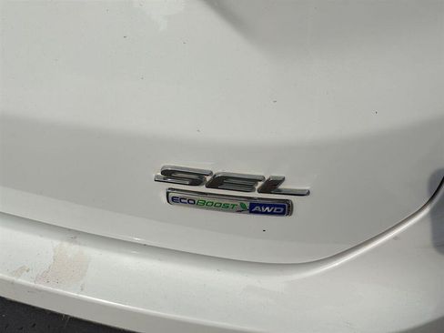 Used 2019 Ford Edge SEL w/ Equipment Group 201A AWD/4WD image 7