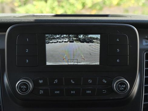Used 2025 Ford Transit 250 148 Medium Roof RWD image 21