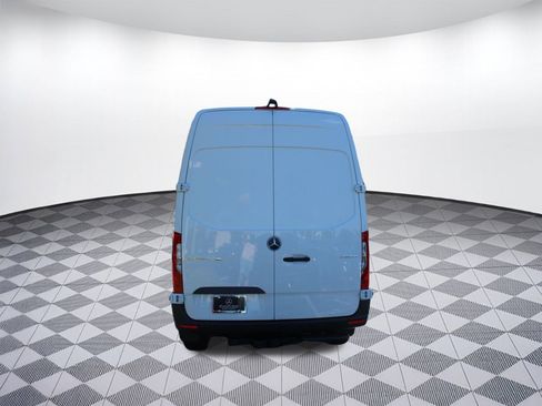 New 2025 Mercedes-Benz Sprinter 2500 image 10