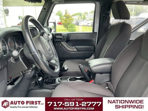Used 2013 Jeep Wrangler Sport AWD/4WD image 7
