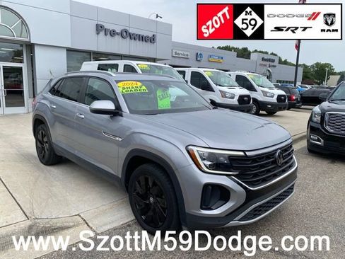 Used 2024 Volkswagen Atlas Cross Sport SE AWD/4WD image 1