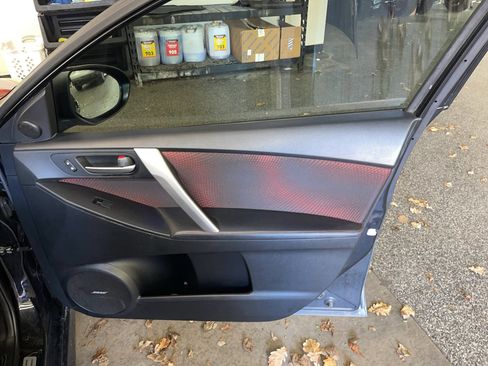 Used 2012 MAZDA MAZDA3 Touring image 18