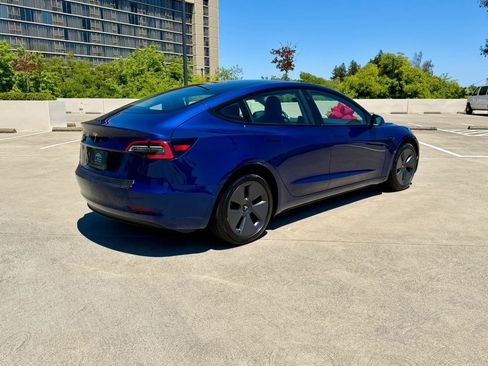 Used 2022 Tesla Model 3 RWD image 7