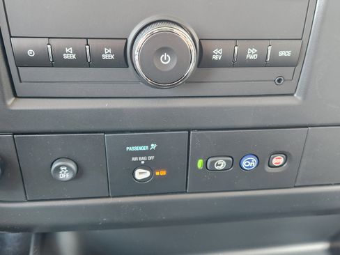 New 2025 Chevrolet Express 2500 image 19