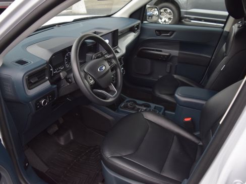 Used 2024 Ford Maverick XL image 9