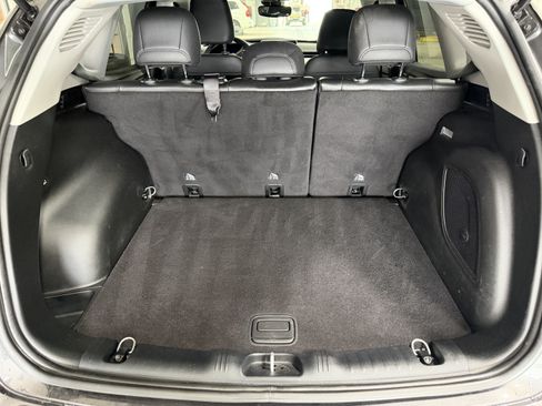 Used 2022 Jeep Compass Latitude w/ Sun and Sound Group AWD/4WD image 34