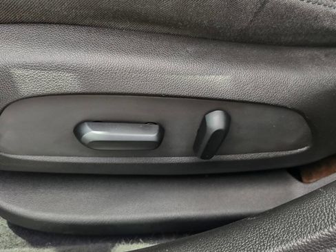 Used 2016 Chevrolet Cruze LT w/ Convenience Package image 15