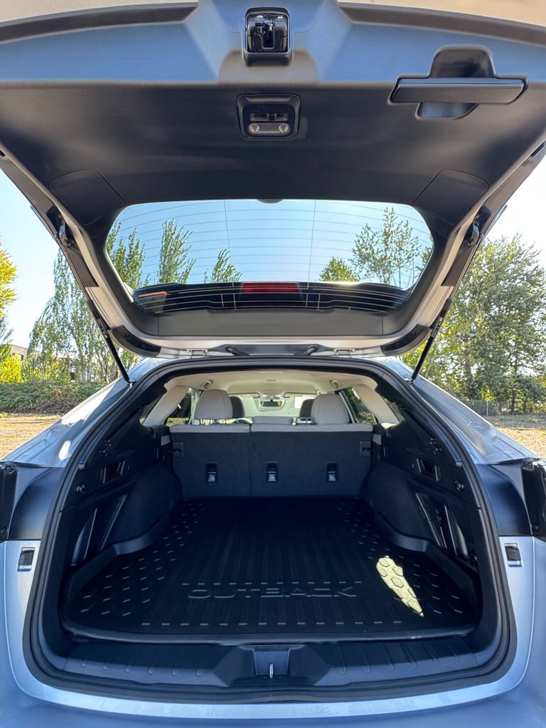 Certified 2024 Subaru Outback Premium AWD/4WD image 9