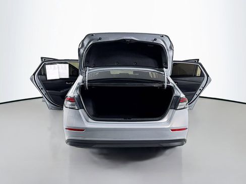 Used 2025 Honda Accord SE image 24