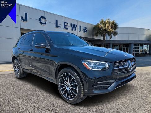 Used 2022 Mercedes-Benz GLC 300 image 1