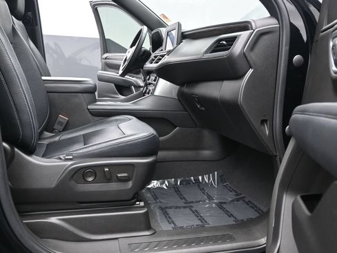 Used 2022 Chevrolet Tahoe LS RWD image 17
