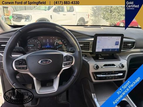 Used 2024 Ford Explorer XLT w/ Equipment Group 202A AWD/4WD image 13
