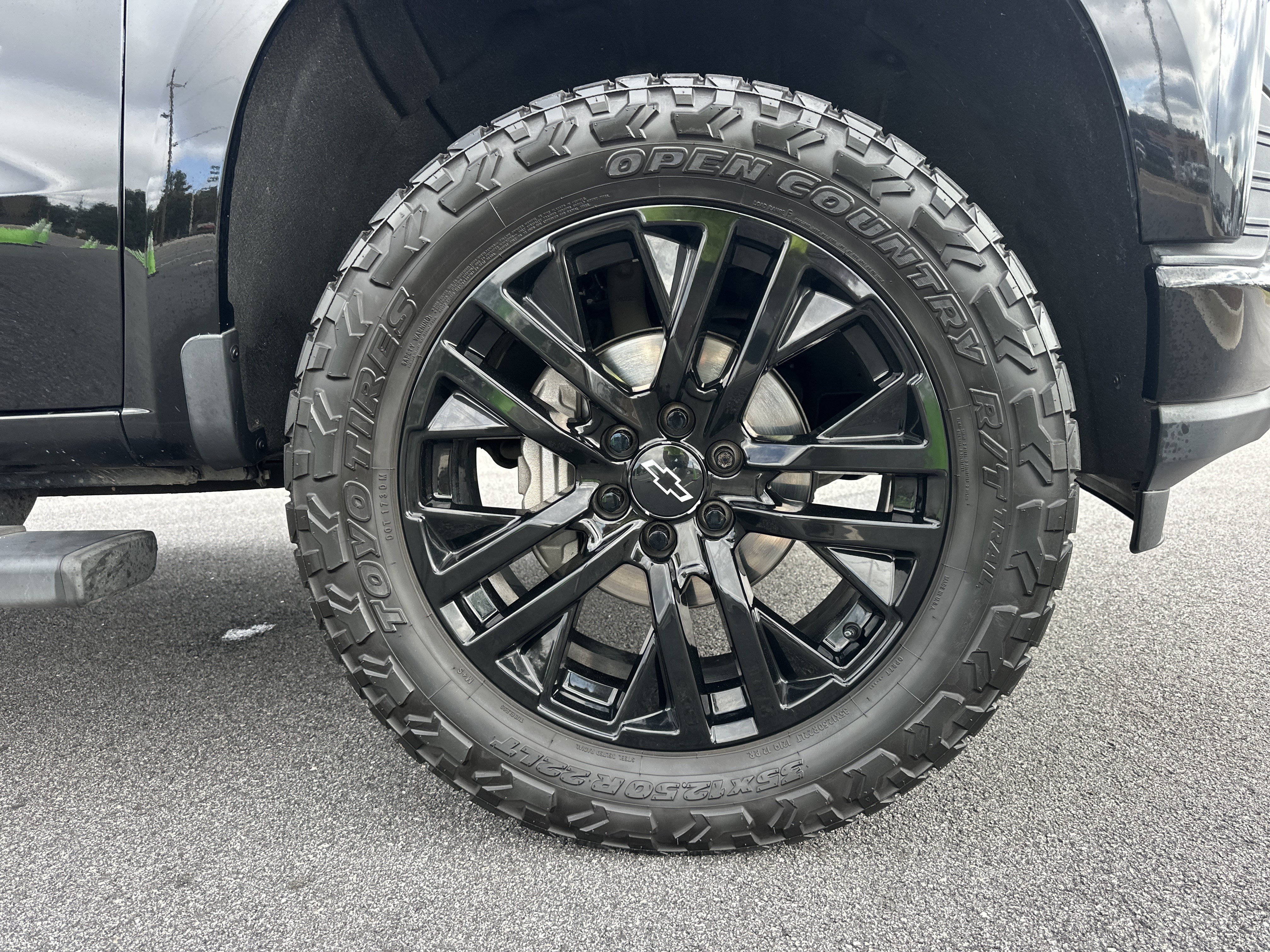 Used 2021 Chevrolet Silverado 1500 RST w/ Bed Protection Package AWD/4WD image 13