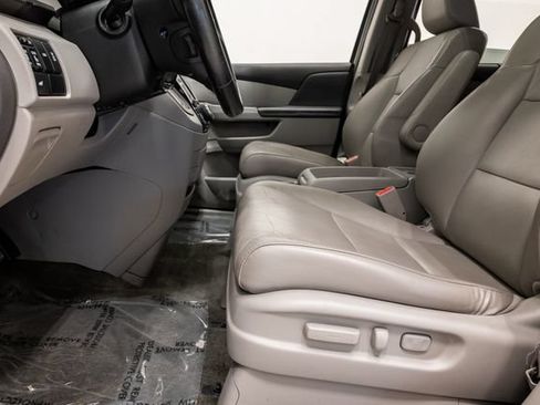 Used 2014 Honda Odyssey EX-L image 12