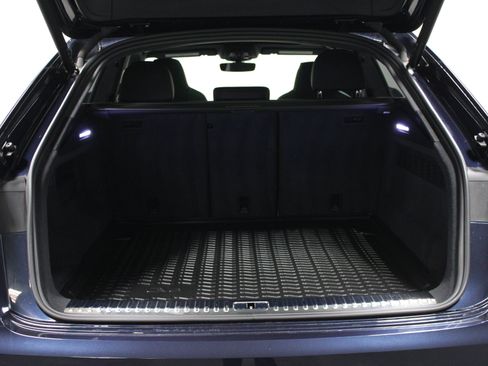 Used 2024 Audi SQ8 Prestige w/ Prestige Package AWD/4WD image 14