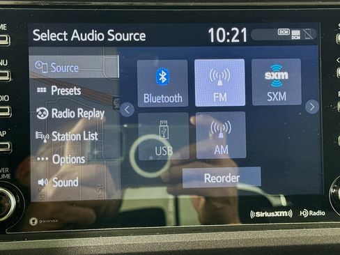 Used 2020 Toyota Tacoma TRD Off-Road w/ Advanced Technology Package image 30