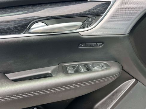 Certified 2023 Cadillac XT5 Premium Luxury AWD/4WD image 14