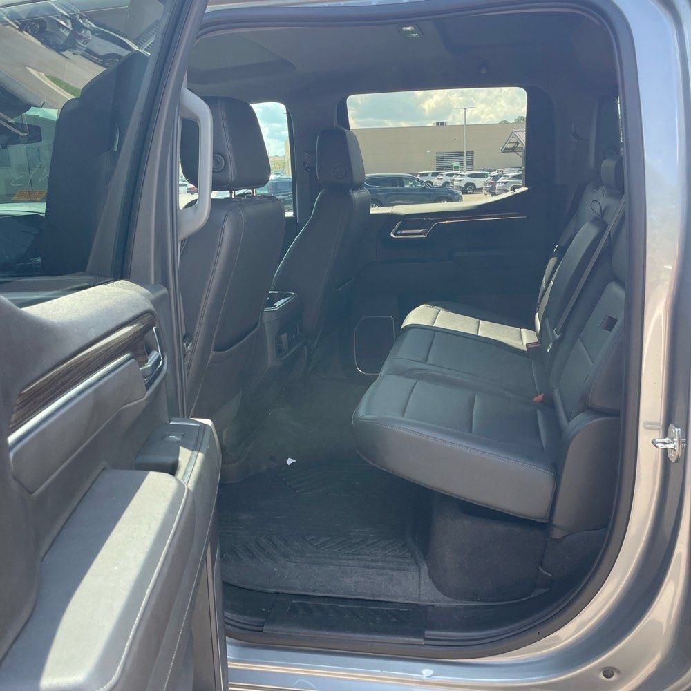 Used 2023 Chevrolet Silverado 1500 RST AWD/4WD image 25