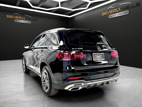 Used 2020 Mercedes-Benz GLC 300 4MATIC image 3