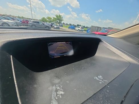 Used 2016 Honda CR-V LX image 20
