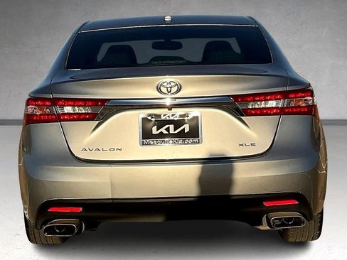 Used 2015 Toyota Avalon XLE Touring image 5