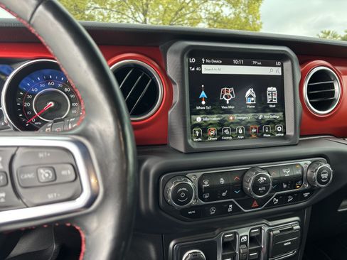 Used 2020 Jeep Wrangler Unlimited Rubicon AWD/4WD image 30