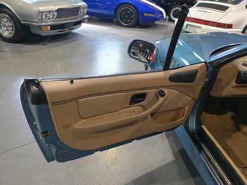 Used 2000 BMW Z3 2.5i RWD image 14