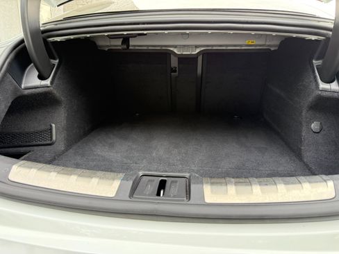 Used 2020 Porsche Taycan image 22