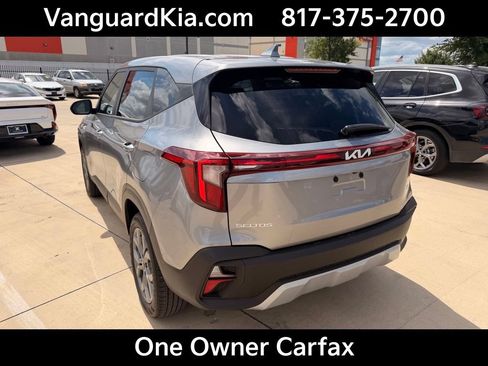 Certified 2026 Kia Seltos LX AWD/4WD image 2