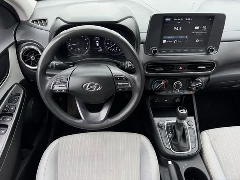 Used 2023 Hyundai Kona SEL FWD image 11