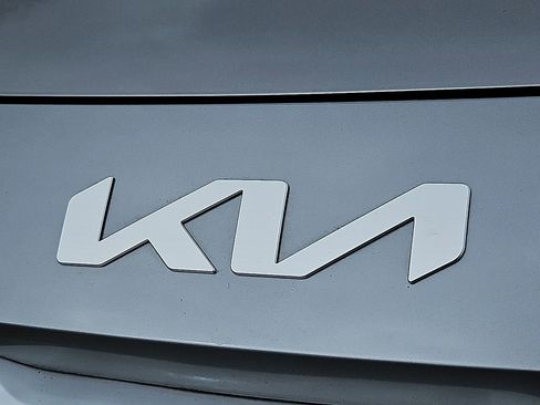 Certified 2022 Kia Seltos LX image 30