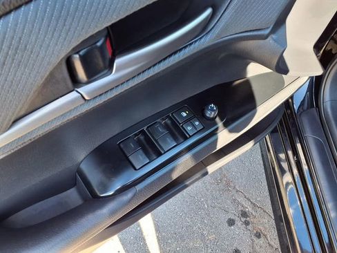 Used 2025 Toyota Camry SE FWD image 12