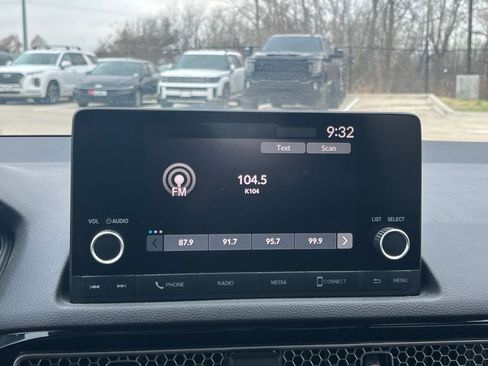 Used 2023 Honda Civic Sport image 28