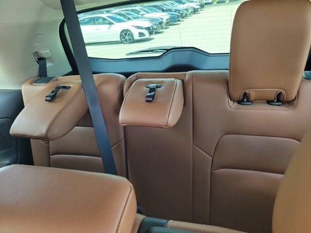 Certified 2024 Nissan Pathfinder Platinum w/ Cargo Package FWD image 13