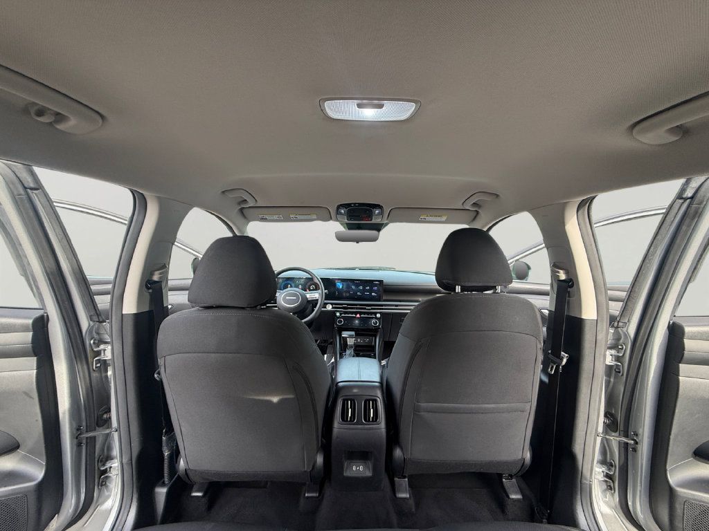 Used 2025 Hyundai Tucson SEL AWD/4WD image 28